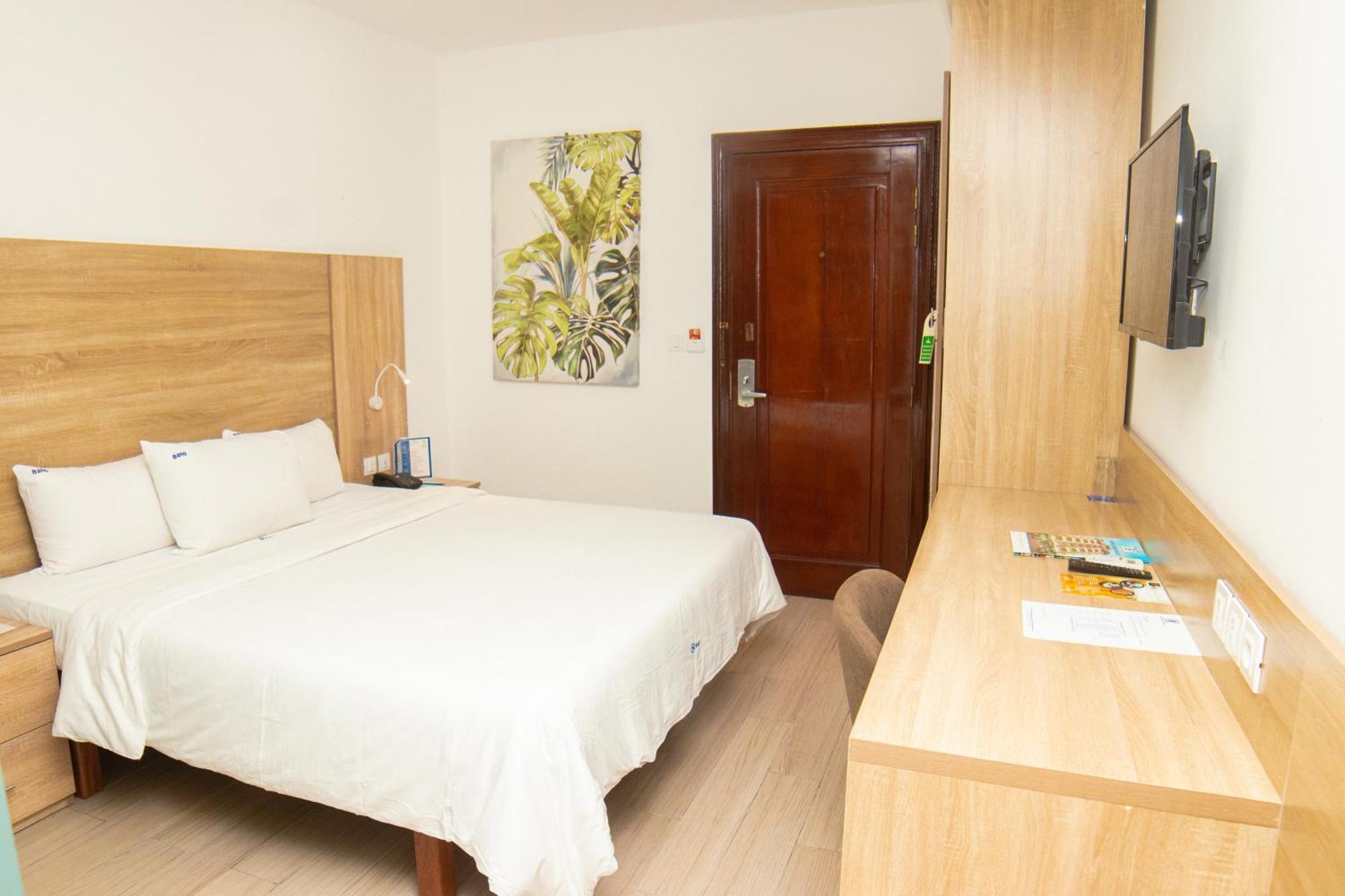 Bano Palace Hotel Douala Buitenkant foto
