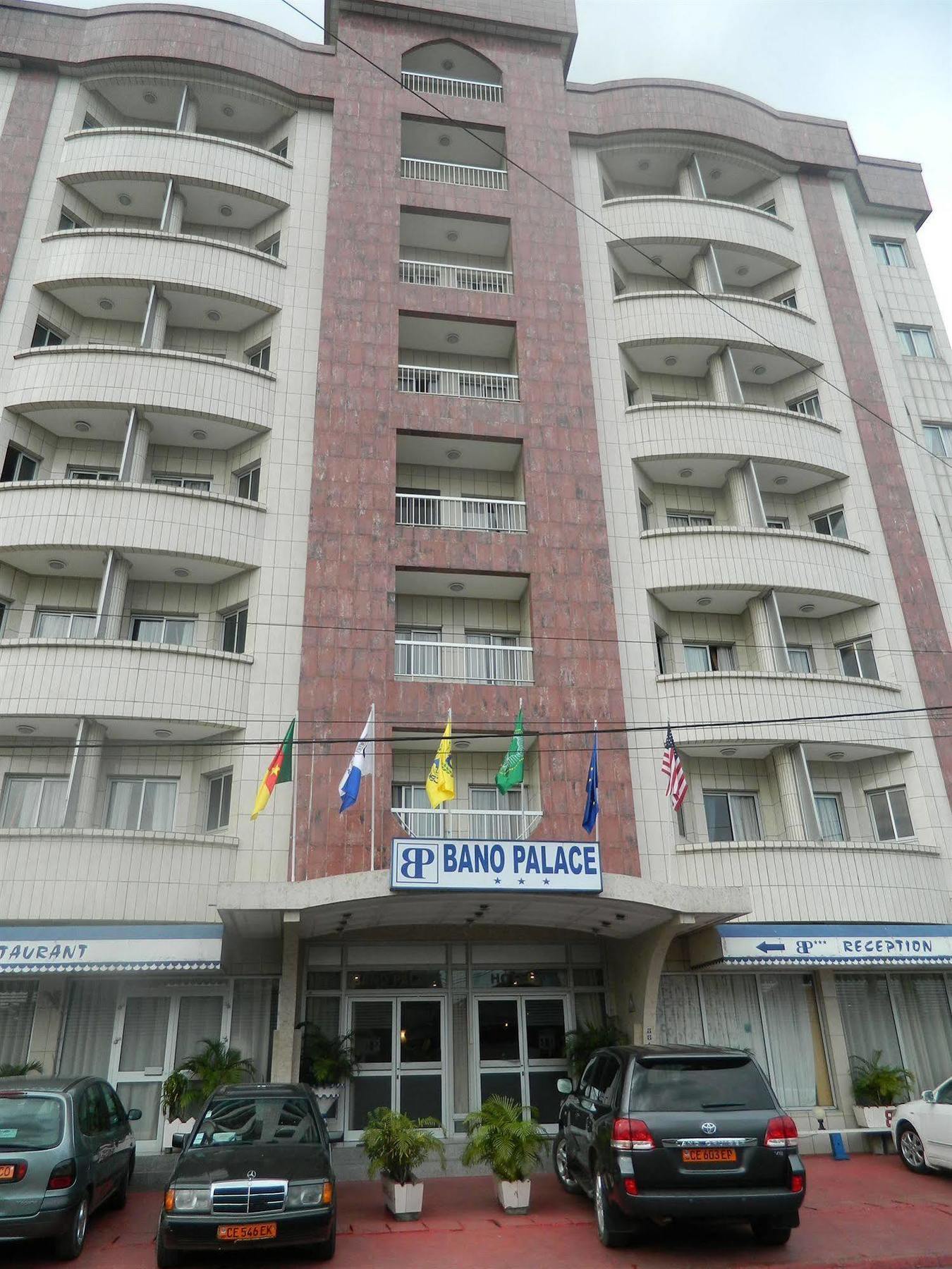 Bano Palace Hotel Douala Buitenkant foto